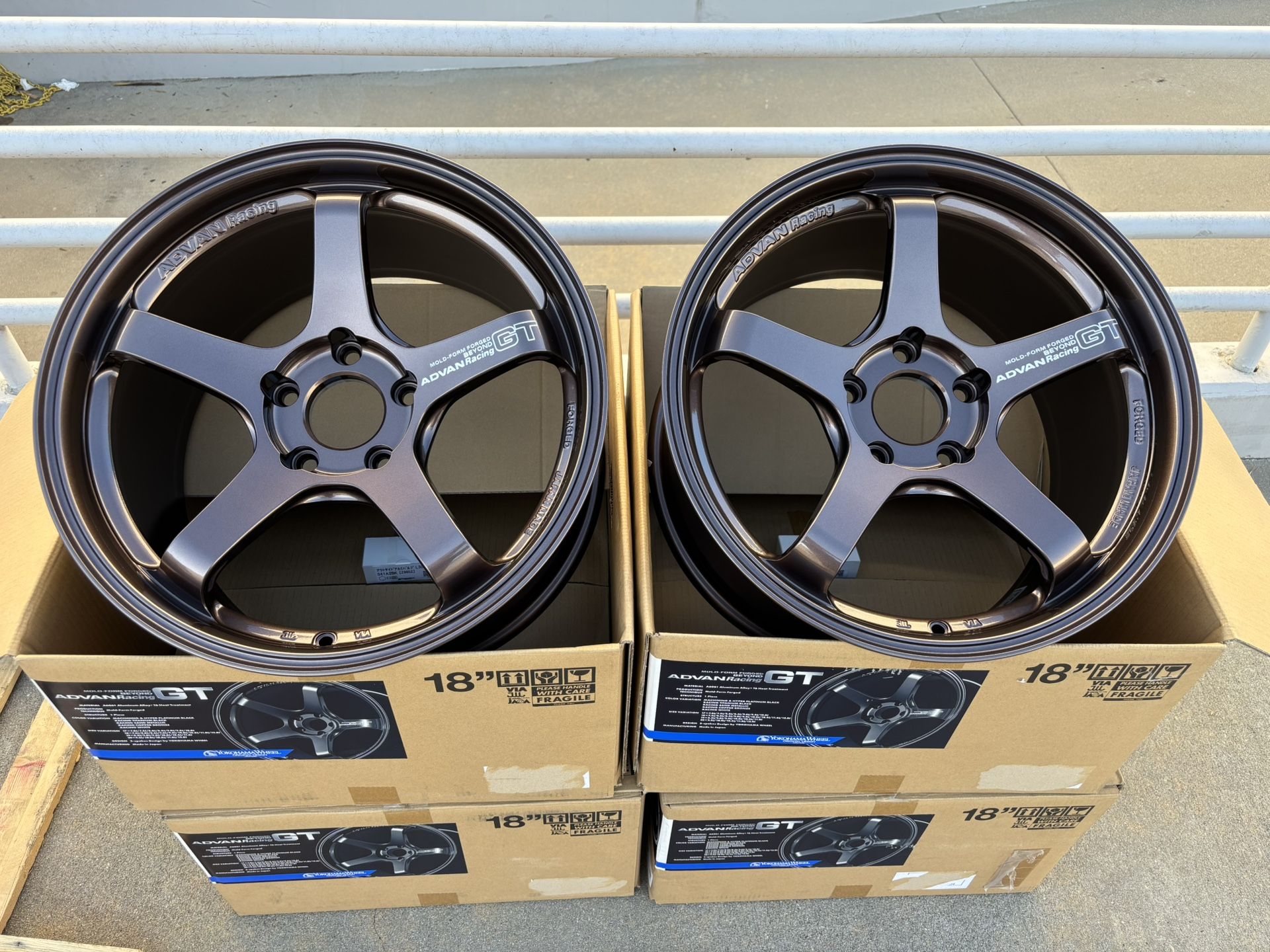 ADVAN Racing GT Beyond 18x9.5 5x120 +45 COLOR RACING COPPER BRONZE
