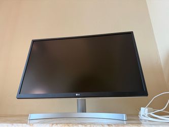 LG 27UL500-W 27” 4k monitor