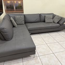 Se tío al Sofa 