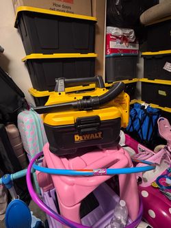 Dewalt vacuum