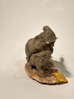 Homco Masterpiece Mother & Baby Elephant Figurine