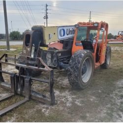 6000lbs Reach Forklift - JLG G-42