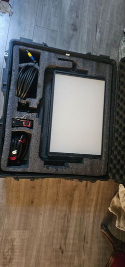 Aputure Nova P300c