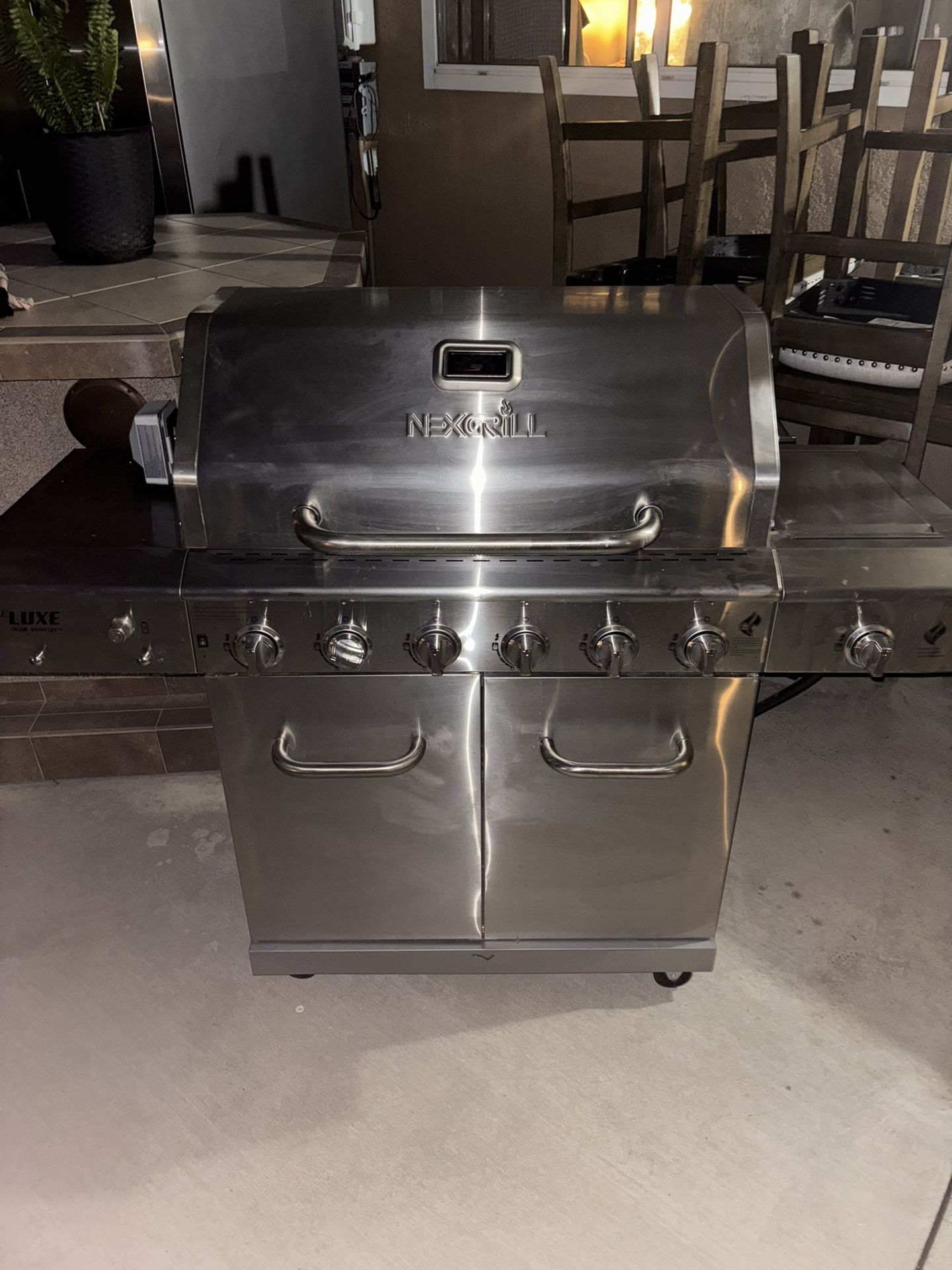 Nexgrill 6 Burner Good Condition
