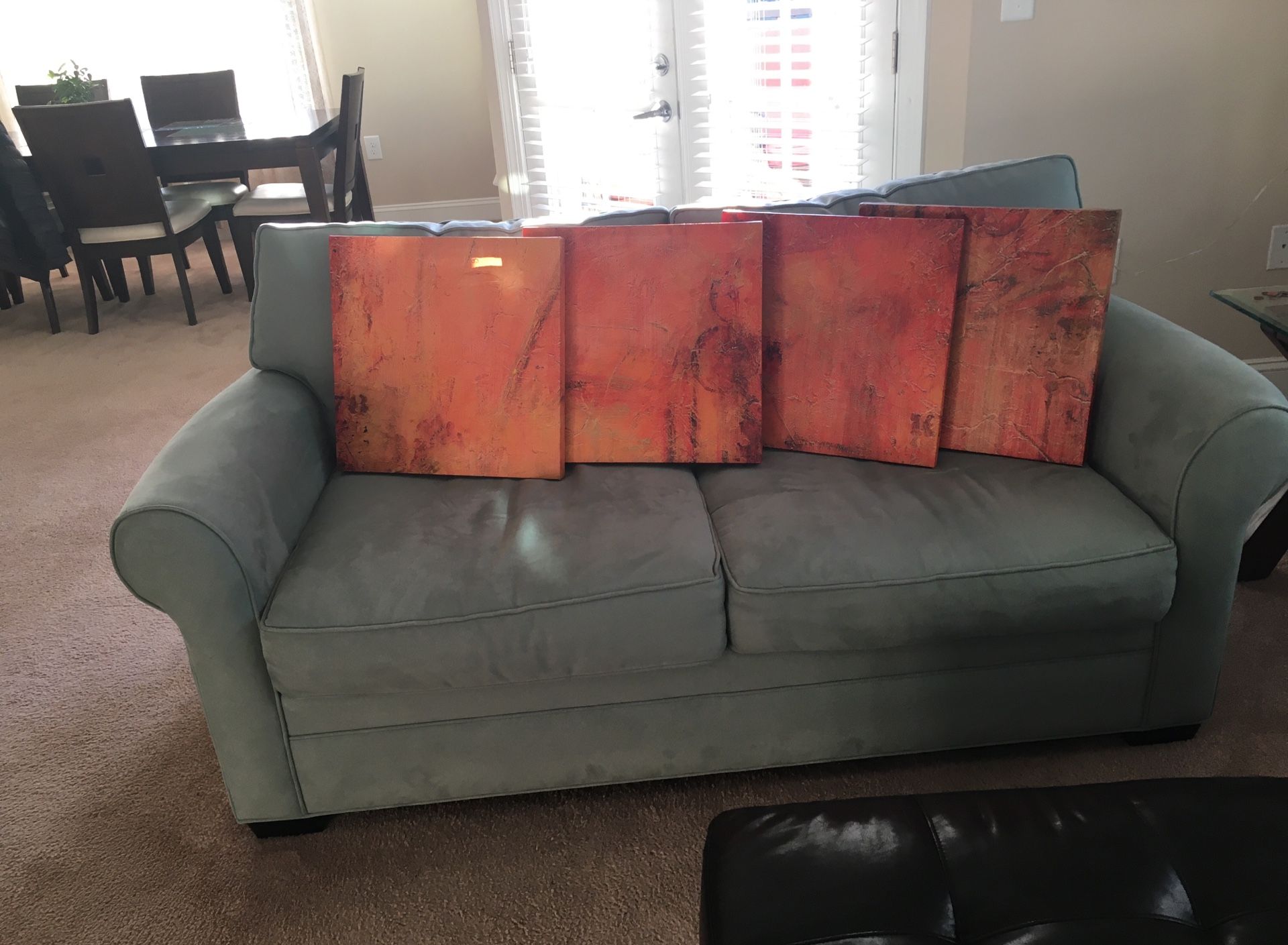 4 Wall Picture From Rooms To Go Regular Price For Two Is$185 I am selling for $120 for 4 Peaces