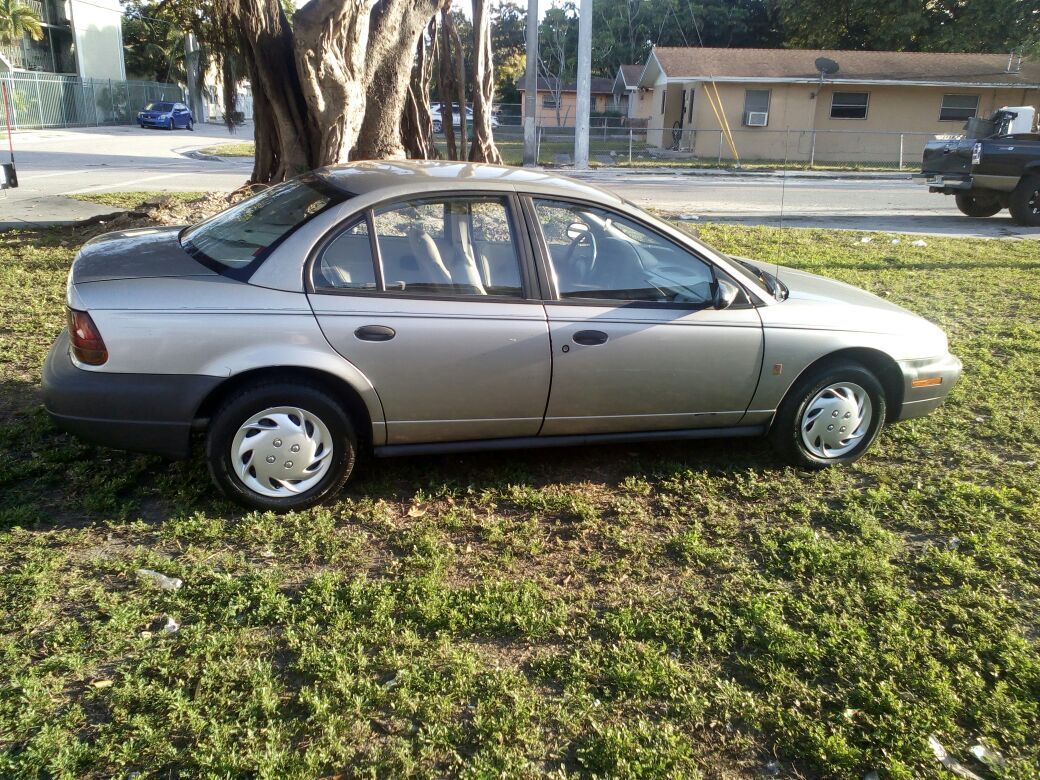 500 dollar car stick shift runs good