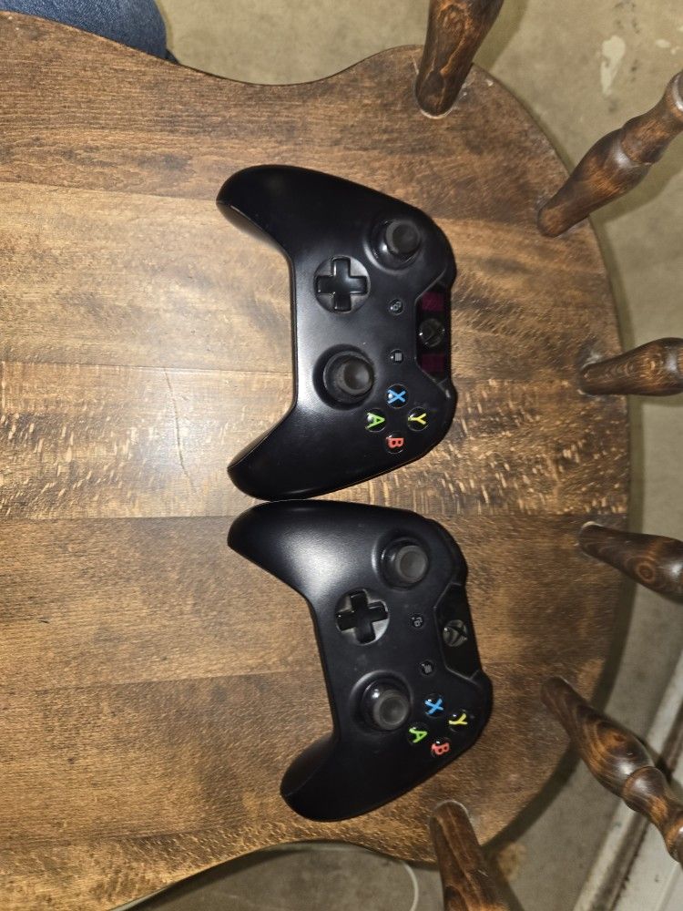 Xbox ONE Controllers