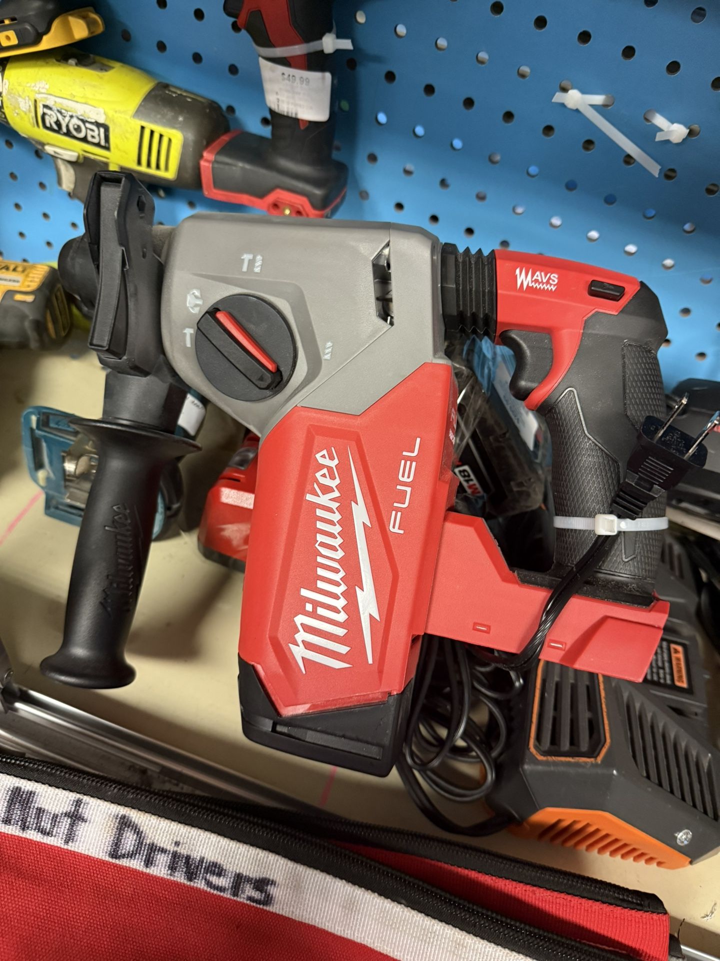 Milwaukee Rotary Hammer Drill