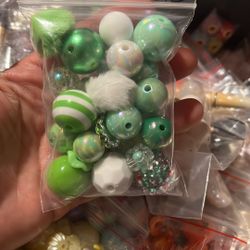 Beads Bag Mix For Pens And Keychain 
