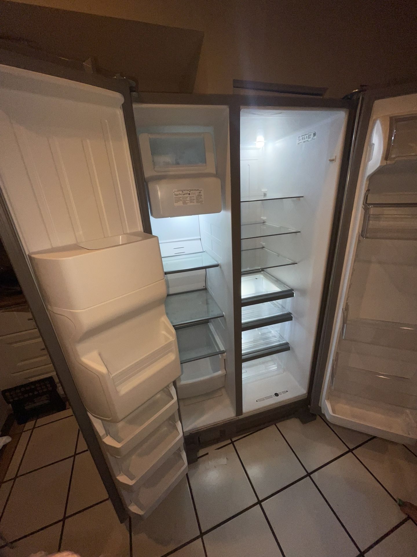 Refrigerator
