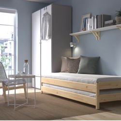 Pine Wood Twin Daybed with Trundle