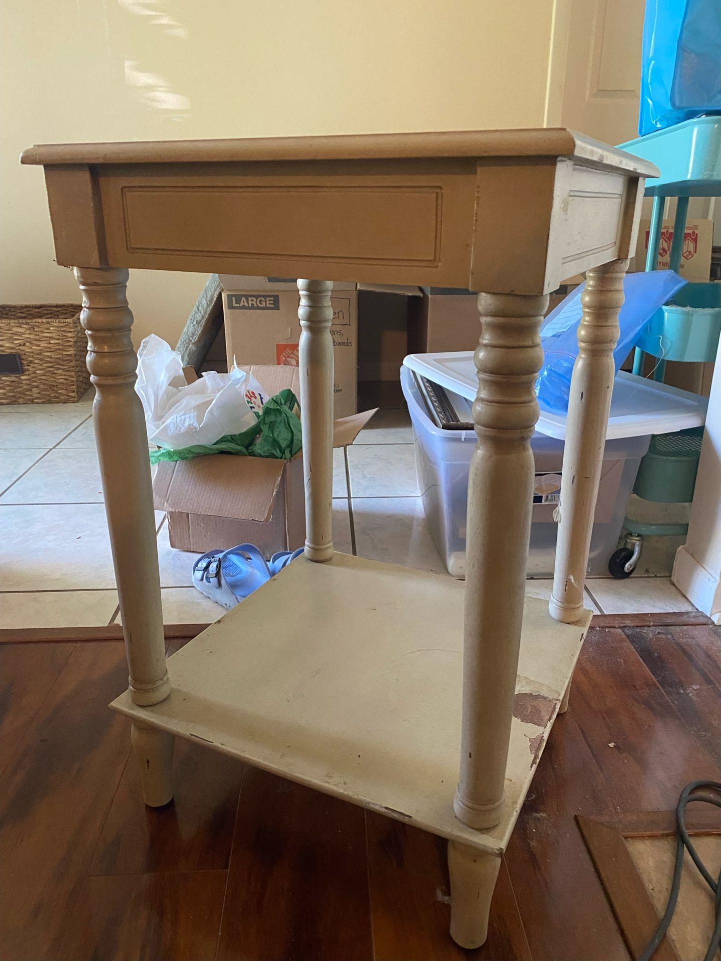 Repurpose Dream Side Table