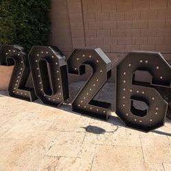 🎓 2026 Black LED Graduation Marquee Numbers – 4 FT Tall 🎓