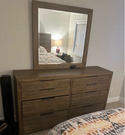 Havertys Dresser