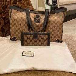 Gucci Shoulder Bag And Wallet 