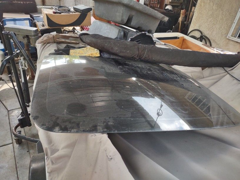 rear windshield 2015 Nissan Sentra 