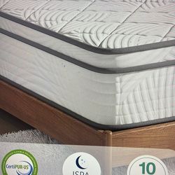 Novella King Mattress 10 Inch With Protector