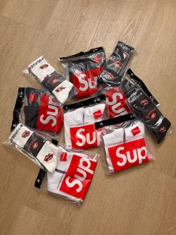 Supreme and chrome hearts socks for sale‼️