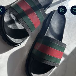 🔥🔥🔥Gucci Slides Size 8/9 Men/Women Shoot Me A Offer 