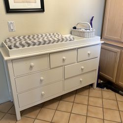 Pottery Barn Kids Kendall Changing Table Dresser