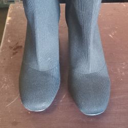 MIA Erika Ankle Boots Size 9