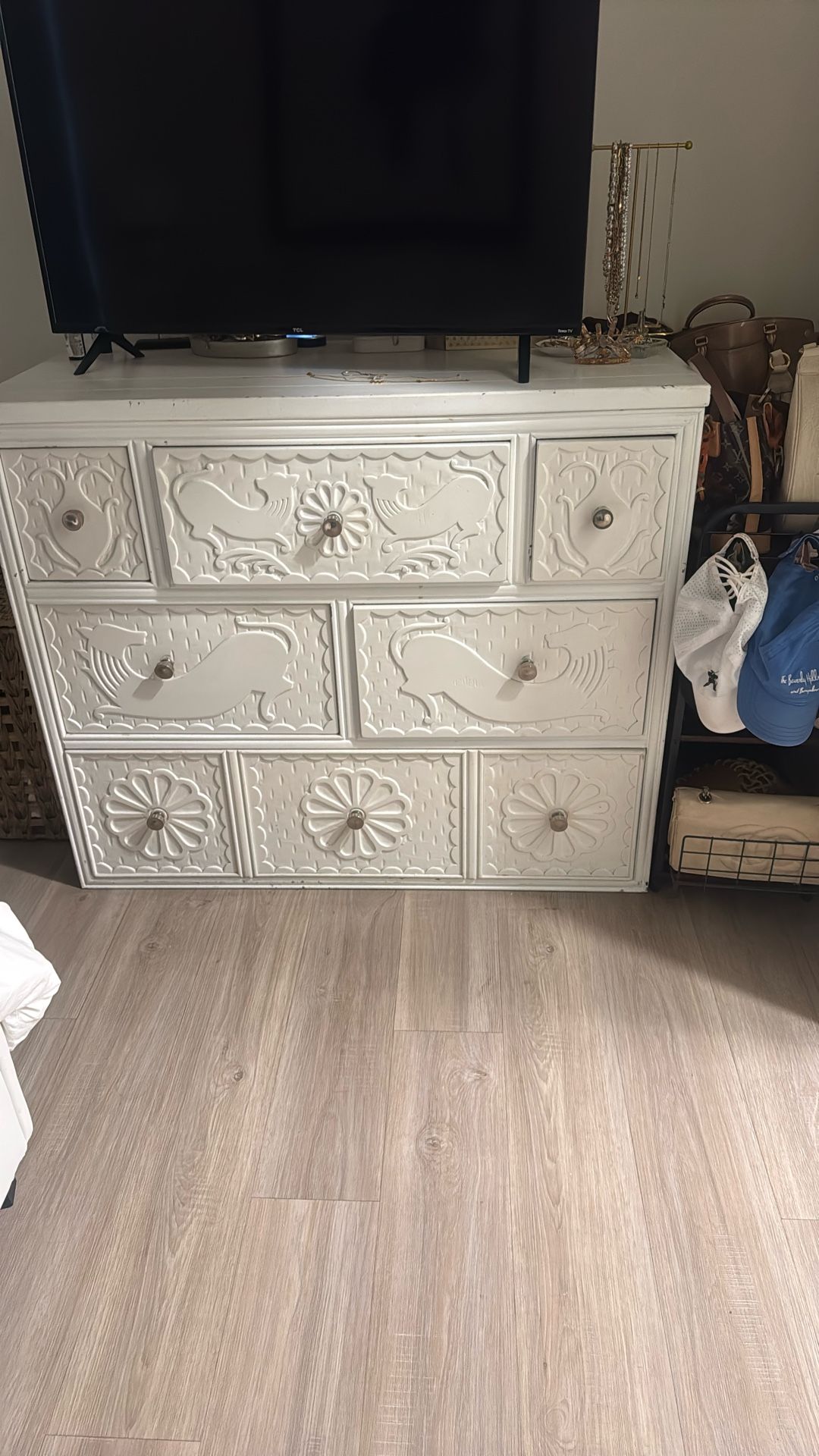 dresser with deep drawers 