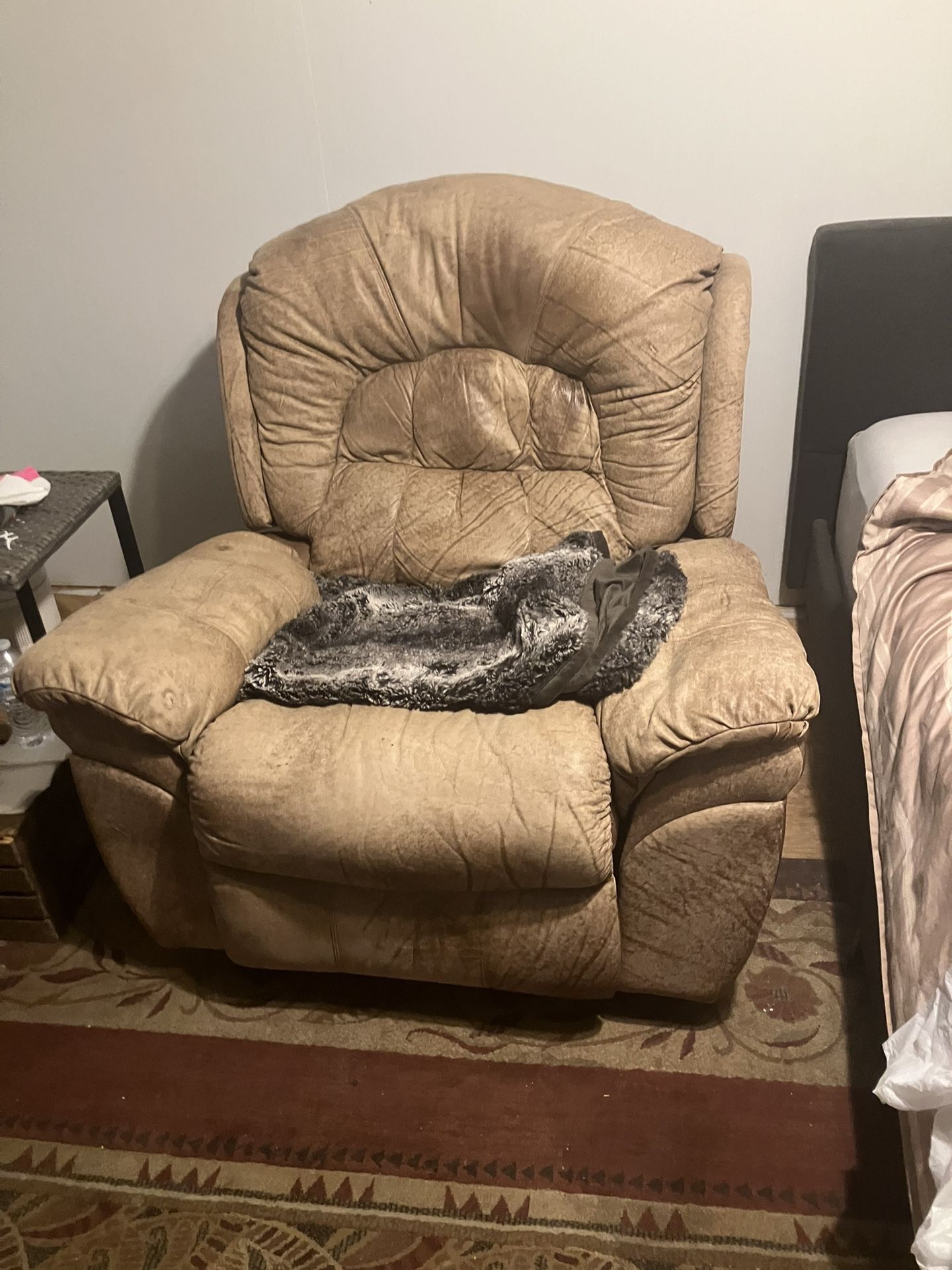 Recliner