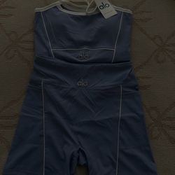 ALO two piece set
