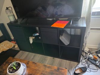 Kallax 8 cube storage with boxes included