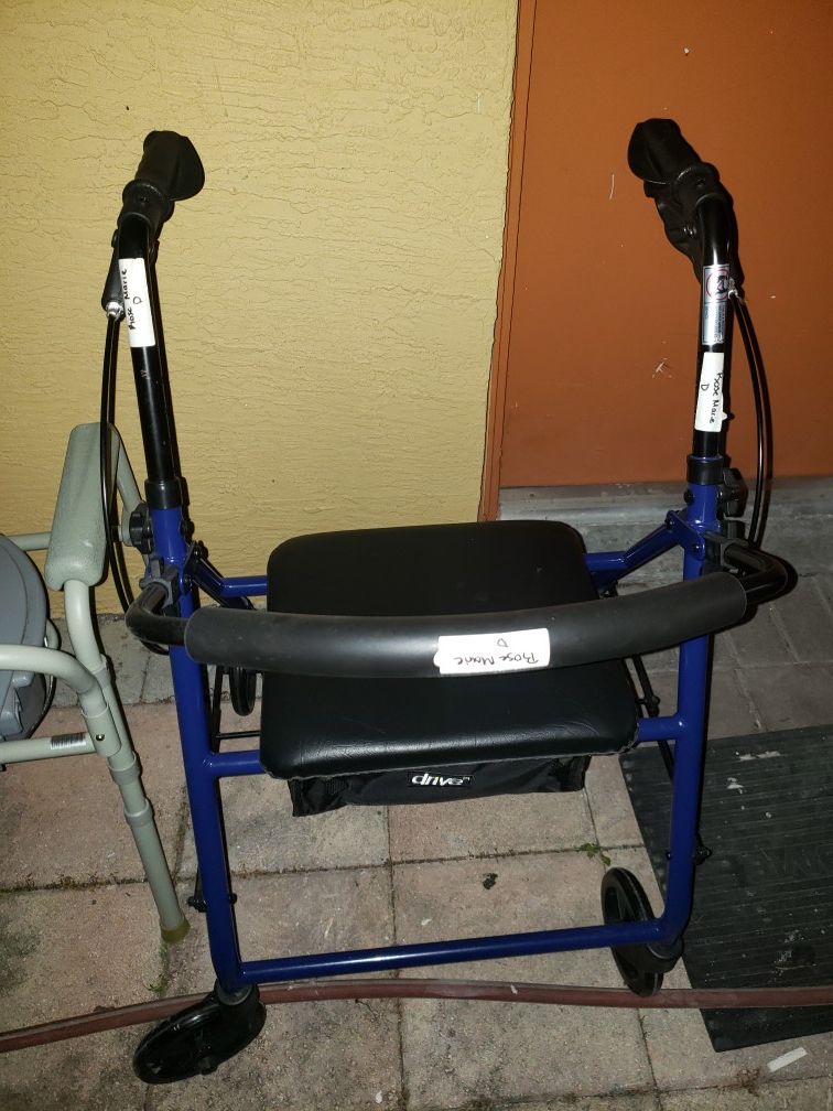 Rolling walker