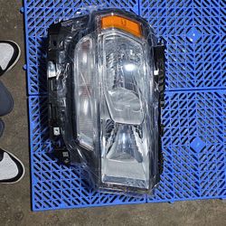 2019–2024 RAM 1500 DT Right Passenger Headlight Halogen OEM Style