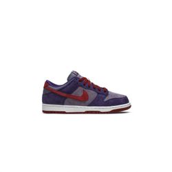 Nike Dunk Low ‘Plum’  (Lightly Used)