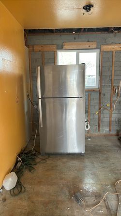 Whirlpool Refrigerator 33” wide 66 1/2” height 30” deep