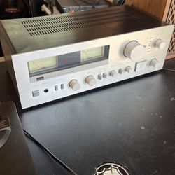 Vintage Sansui A-80 amplifier