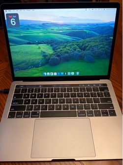 MacBook Pro, 2019 - Touch Bar - 8GB RAM - 256GB