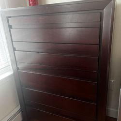 Dresser Set With Mirror 