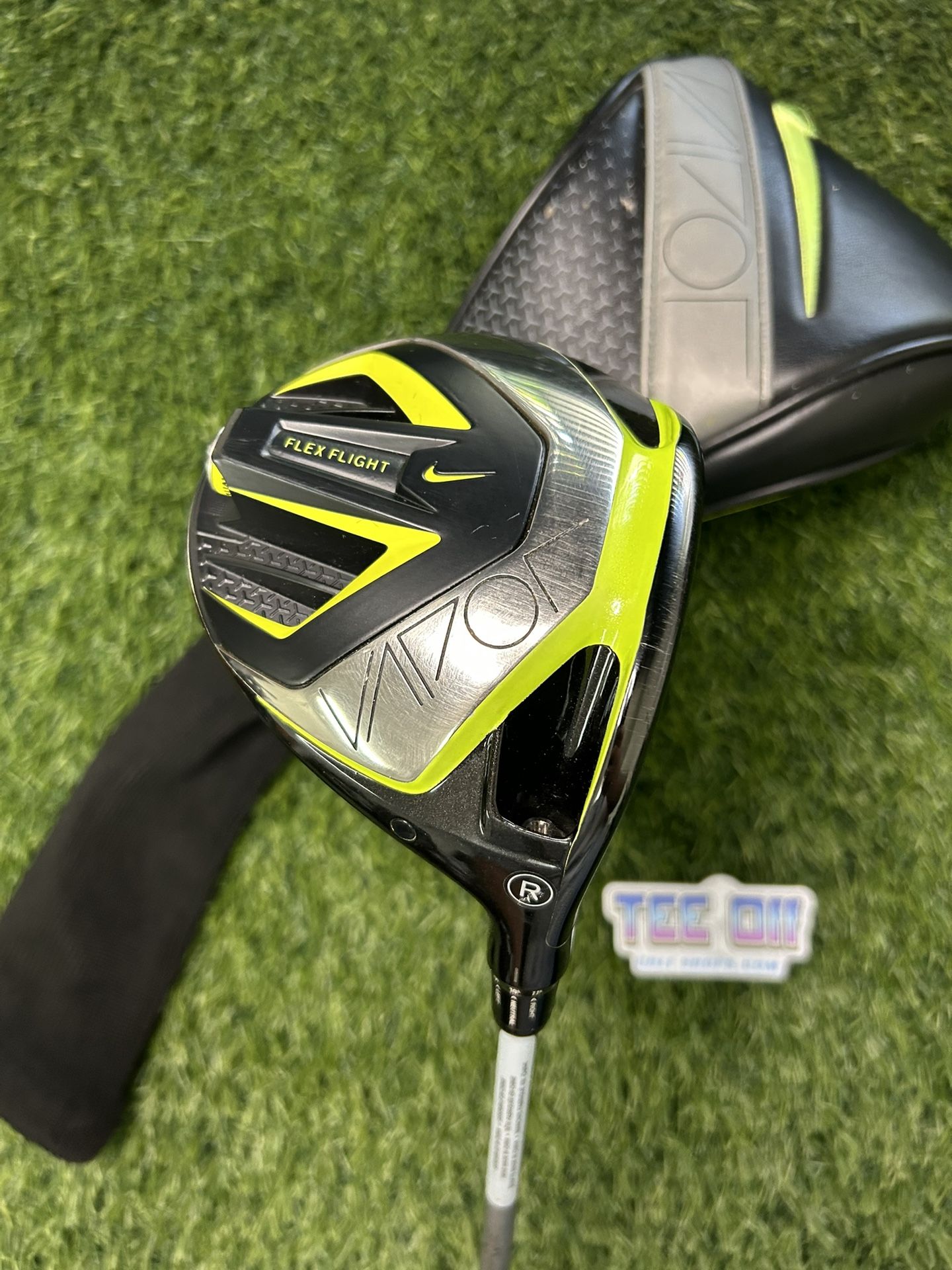 Nike Vapor Flex Flight Driver 10.5 Loft Diamana Regular Flex Original Grip RH