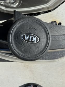 2020 Kia Optima Steering Wheel Airbag Like New