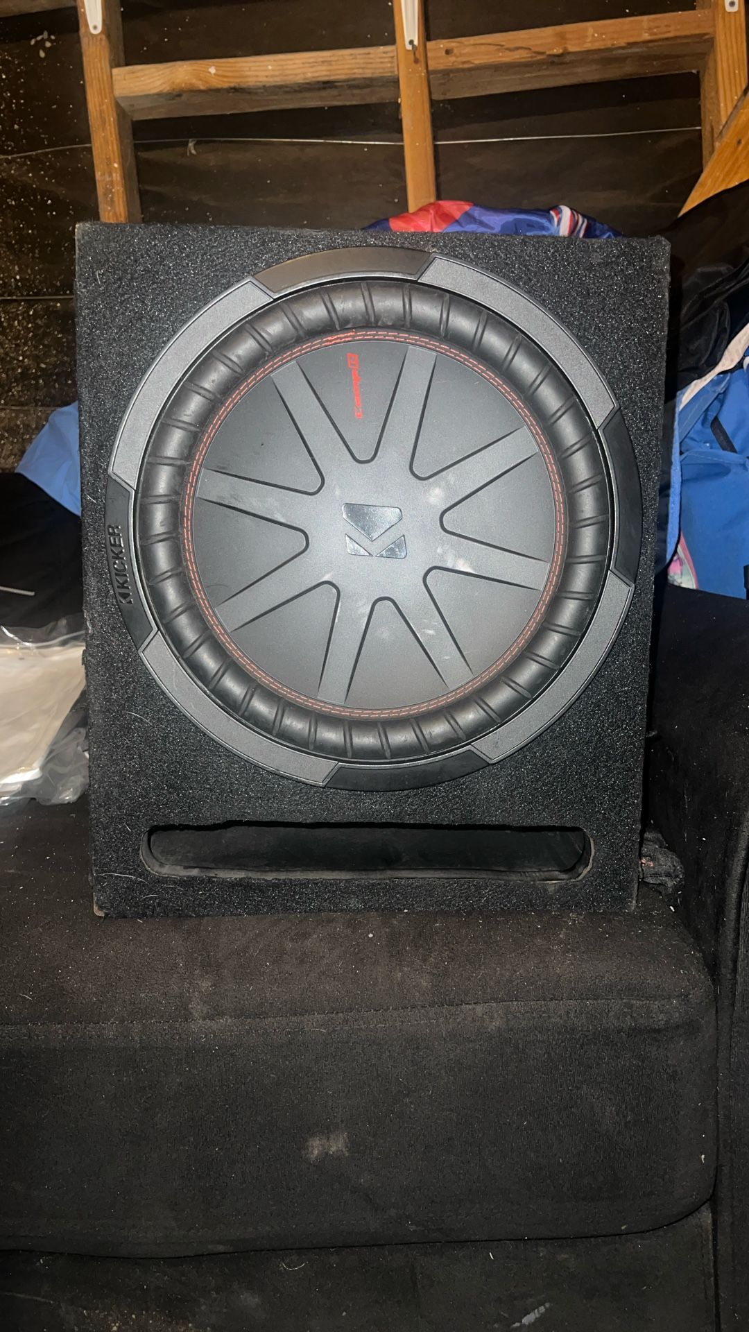 12 Kicker Comp R Sub with Box