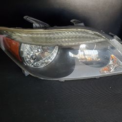 05-07 Scion TC Right Passenger Headlight