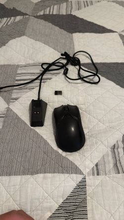 Razer Viper Ultimate Wireless Gaming Mouse