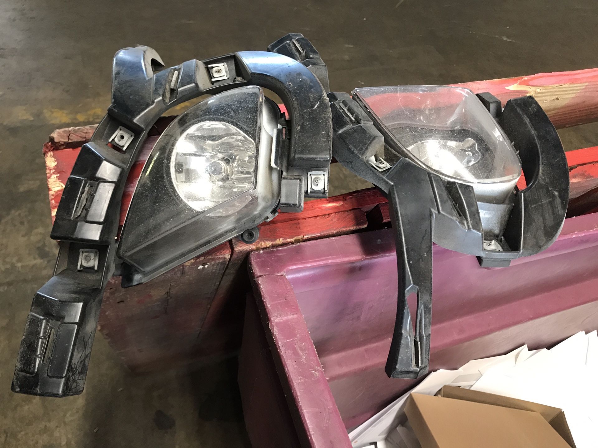 2011 BMW 328i e90 foglights