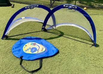 PUGG 4ft Portable Training Pop Up Goals Soccer Football Net Set of 2 USED