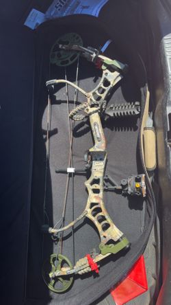Compound bow - Bear legion toy