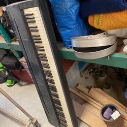 Yamaha Electric Piano P70 88-key