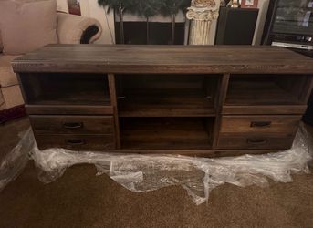 Tv stand