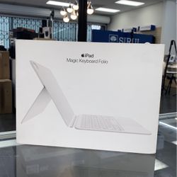 Apple iPad Magic Keyboard White. A2695