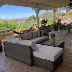 Cherry Point 4 PC Outdoor Sectional With Chaise// Brand New Outdoor// Patio Furniture Set