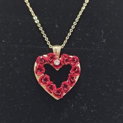 DM 98 Dozen Roses Heart Necklace 20"