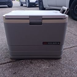 Igloo Cool Mate 36 Cooler